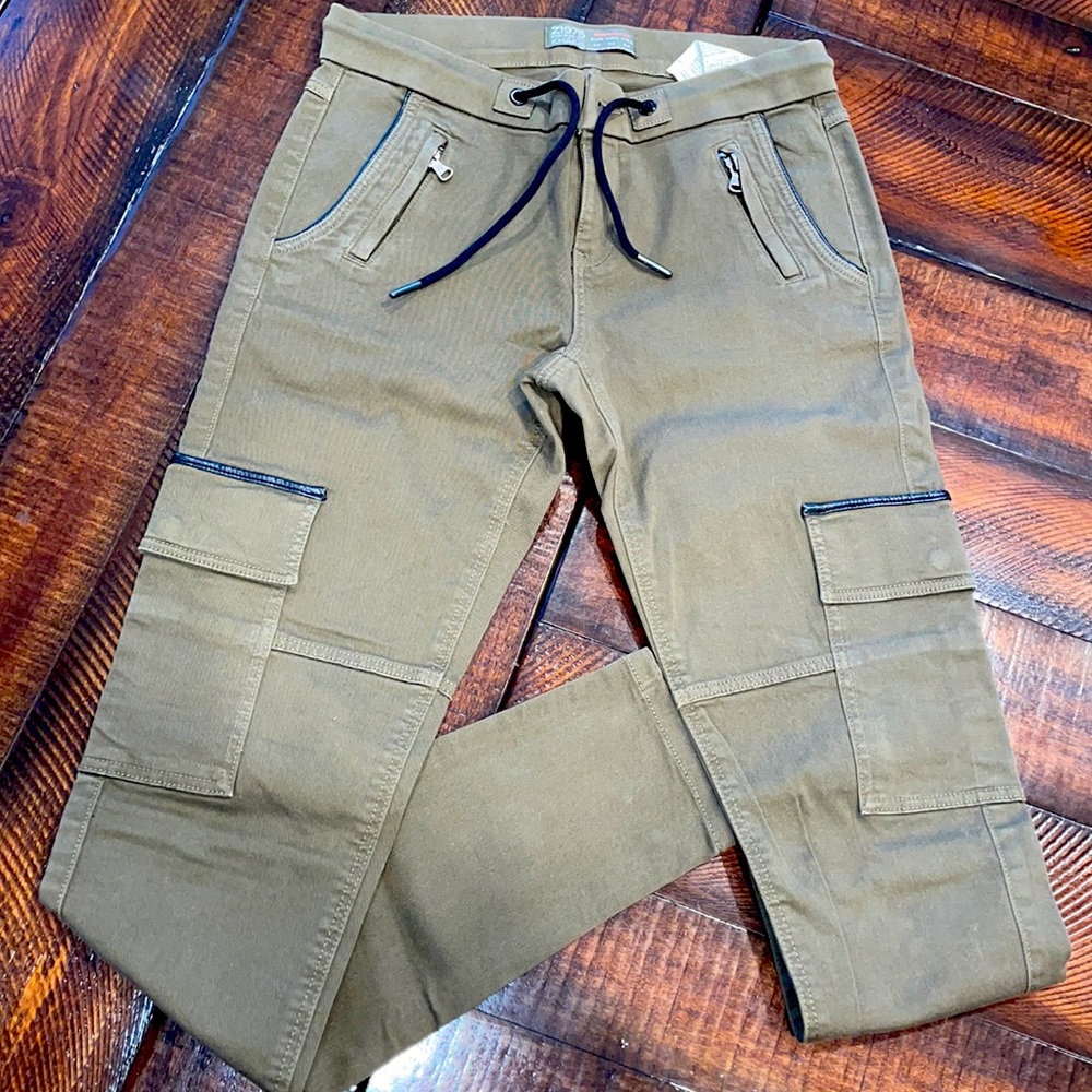 Brand New Zara Olive Cargo Khakis